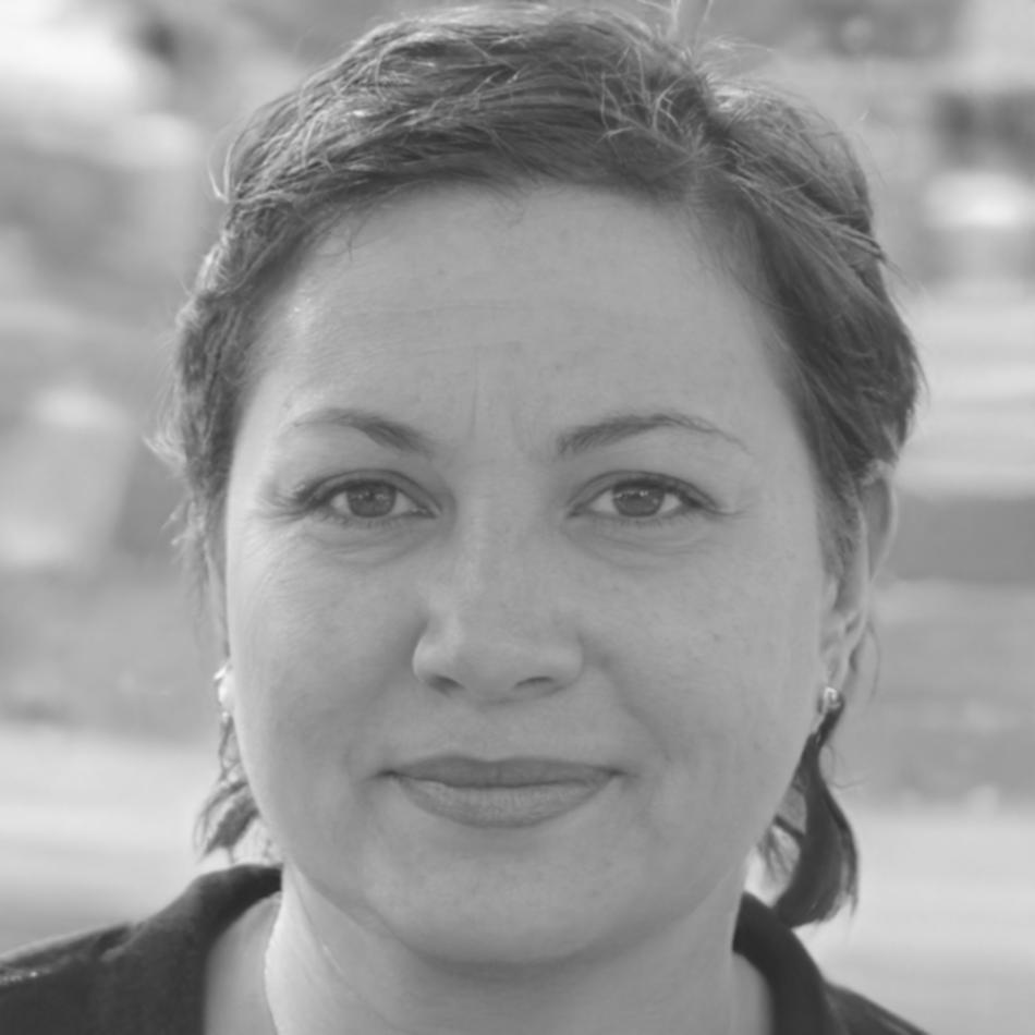 Portrait de Julie Rousseau, experte en psychologie du trading